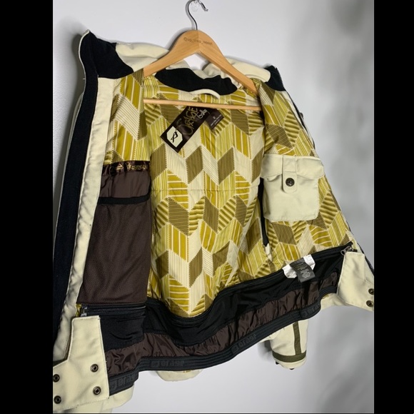 Orage Gallery snowboarding jacket. Small - Picture 4 of 7